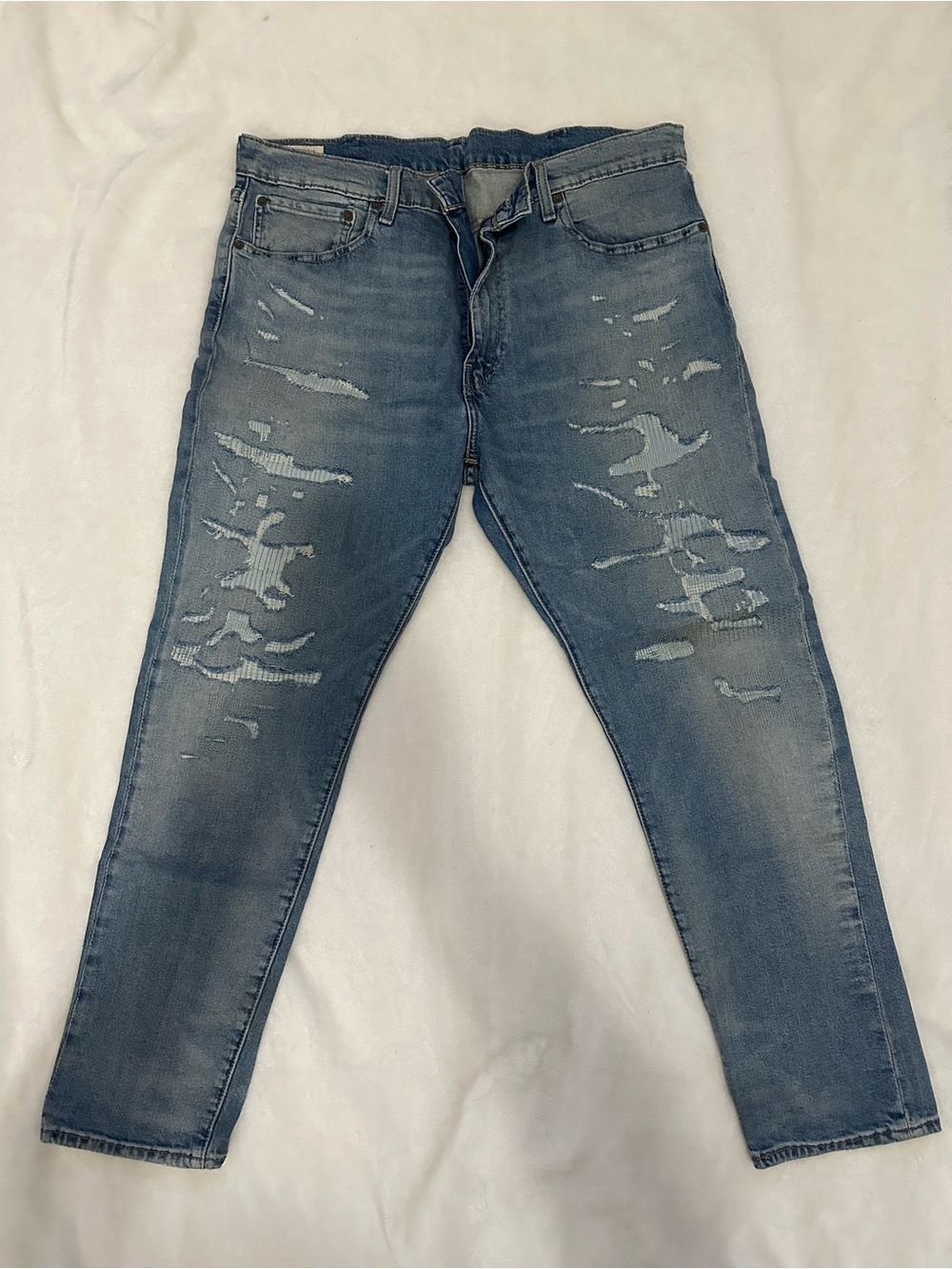 512 Levi's Premium Men's  Denim Distressed Jeans
